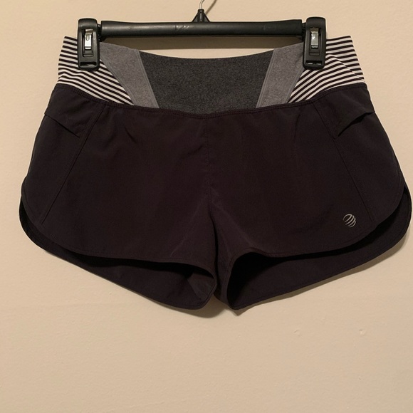 MPG Pants - MPG athletic shorts size small